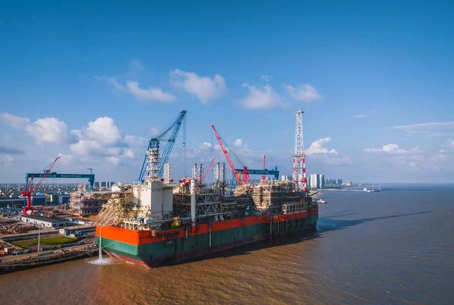 国产海上巨无霸即将服役西非超级气田，高端海工制造向中国转移