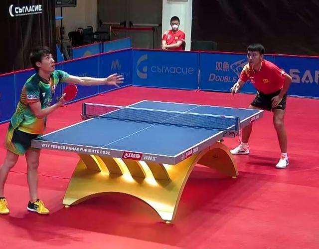 世界冠军惨遭爆冷！男单第6人又被日本人吊打出局，3人晋级