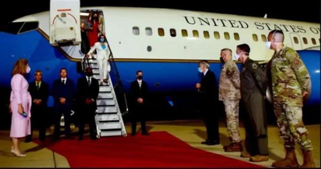 佩洛西访问韩国却遭冷落的背后，美国搅乱亚洲的图谋落空了