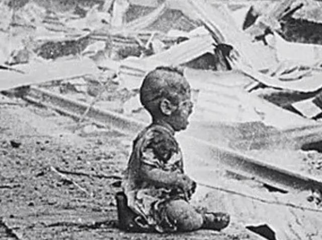 1937年，一张“中国娃娃”的照片传遍世界各国，牵动上亿读者的心