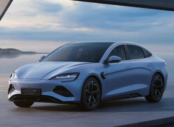 海豹车型引领风潮，正在火热交付当中