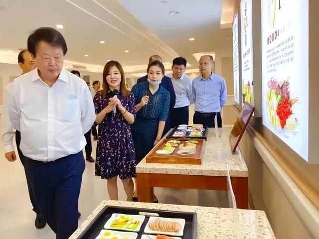 金龙鱼二季度盈利环比大增1526%，郭孔丰董事长对股价会满意吗？
