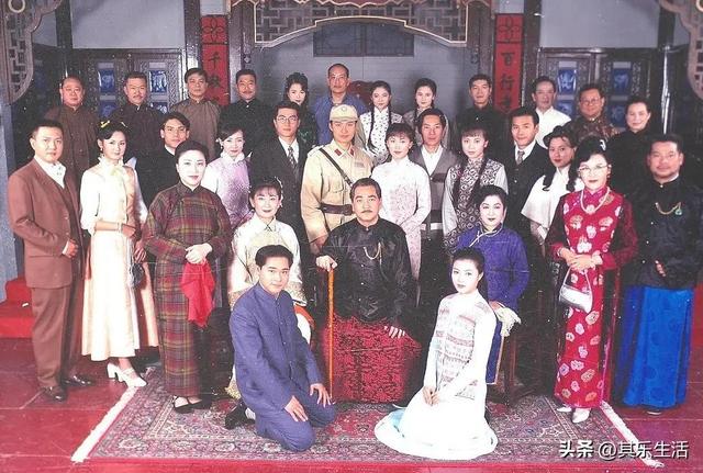亚视版《再见艳阳天》播出26年，剧中演员境况差距大，多人退圈