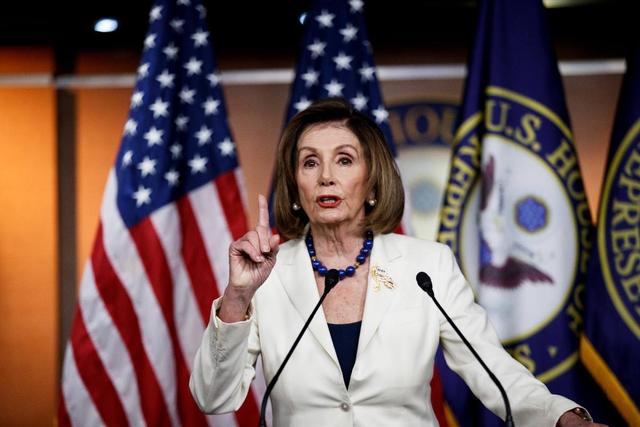 佩洛西韩国行，总统尹锡悦“休假不见”有原因 | 京酿馆