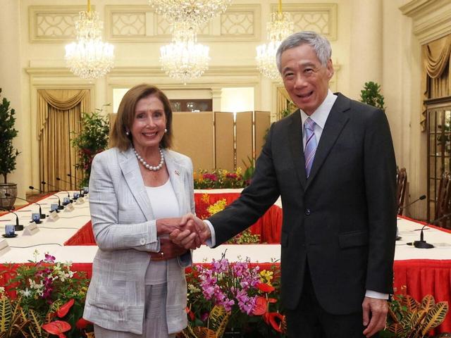 新加坡忧中美开战，菲律宾站队美国，韩国背弃承诺，中国表明决心