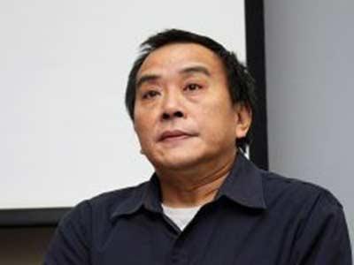王心凌男孩再发力，个人solo秒变演唱会，吴瑾言点评王心凌表演