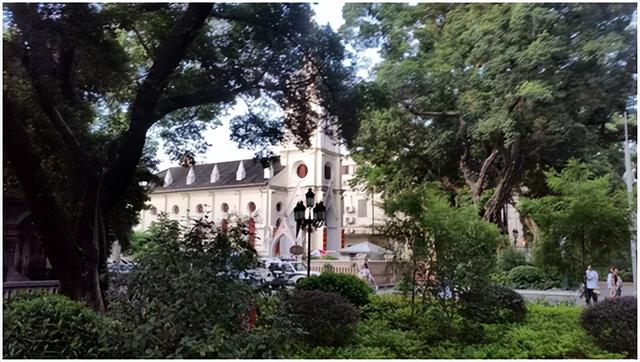 铁门上的窗——出岛小志