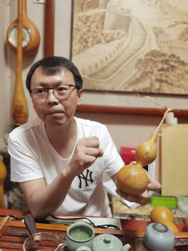 寻踪济南玩家（二十）李亚宁：葫芦烙画，草根艺人成大师