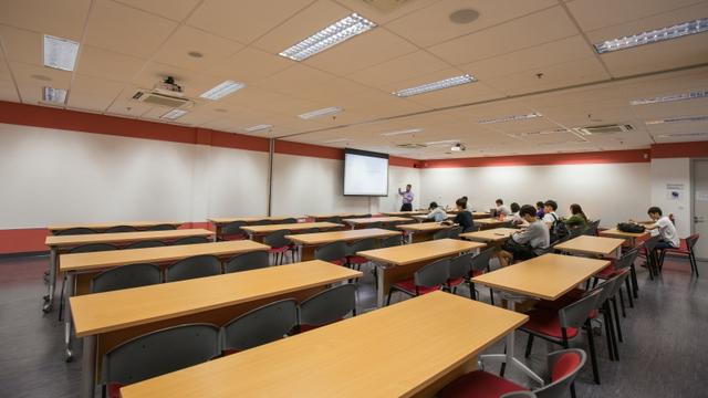 新加坡管理大学留学英语要求