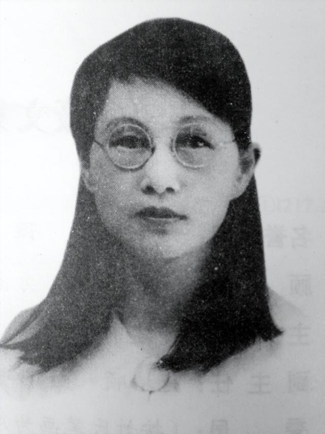 白薇：鲁迅眼中的“仙女”，婚后被婆婆咬断脚筋，一生苦不堪言