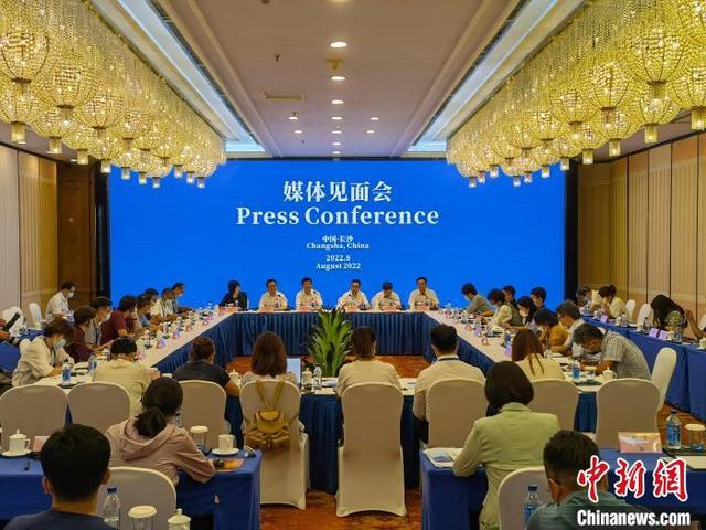 “中外媒体湖南行”采访活动聚焦推进乡村振兴