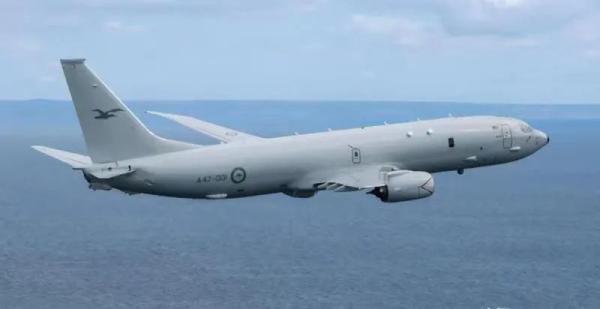 炮制威胁、军事威慑、拉帮结派！美国在南海的“三板斧”好无聊