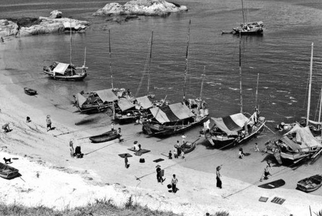 1962年英国海运48枚"红胡子"到新加坡，1.5万吨当量，目标是中国