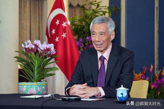 华人占总人口75%的新加坡，为何与我们越走越远？