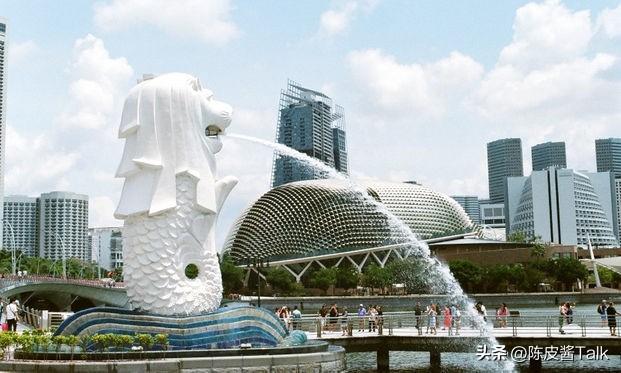 被神眷顾的新加坡 | 曾哭求不要被遗弃，如今已是高收入发达国家