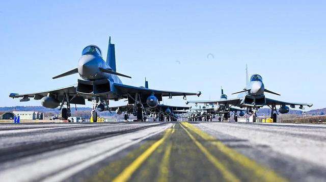 德军主力战机要飞往亚洲，德军方否认会穿台海，却不敢把话说明白