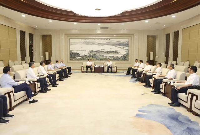 刘捷会见新加坡丰益国际集团客人