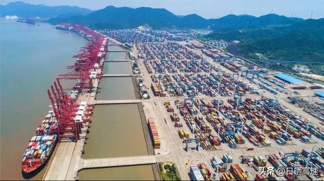 厉害了！中国投700亿建世界最大港口后，超越美国集装箱吞吐量