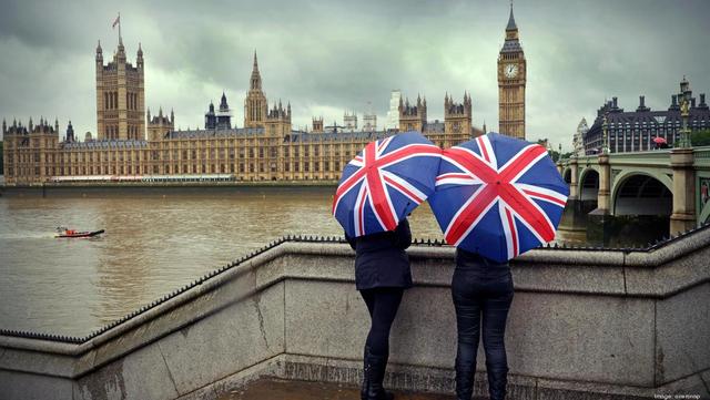 俄罗斯的寡头为什么爱伦敦？英国为啥是全球洗钱的天花板？