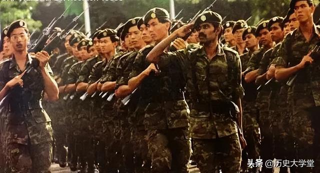 人口不到600万的新加坡，为何能成为东南亚的军事强国
