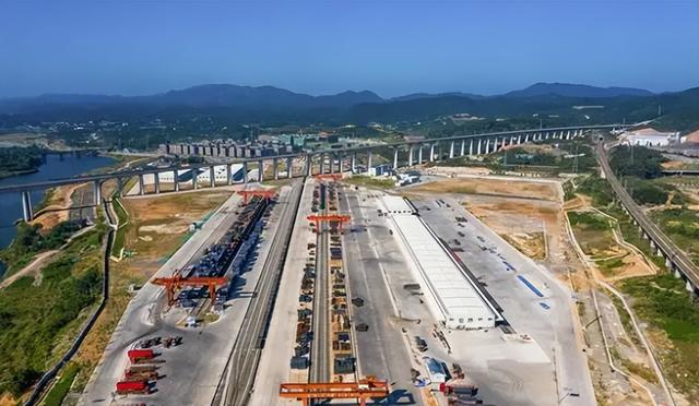 湖南怀化：不错！这家新加坡的集团也来我市考察怀化国际陆港了