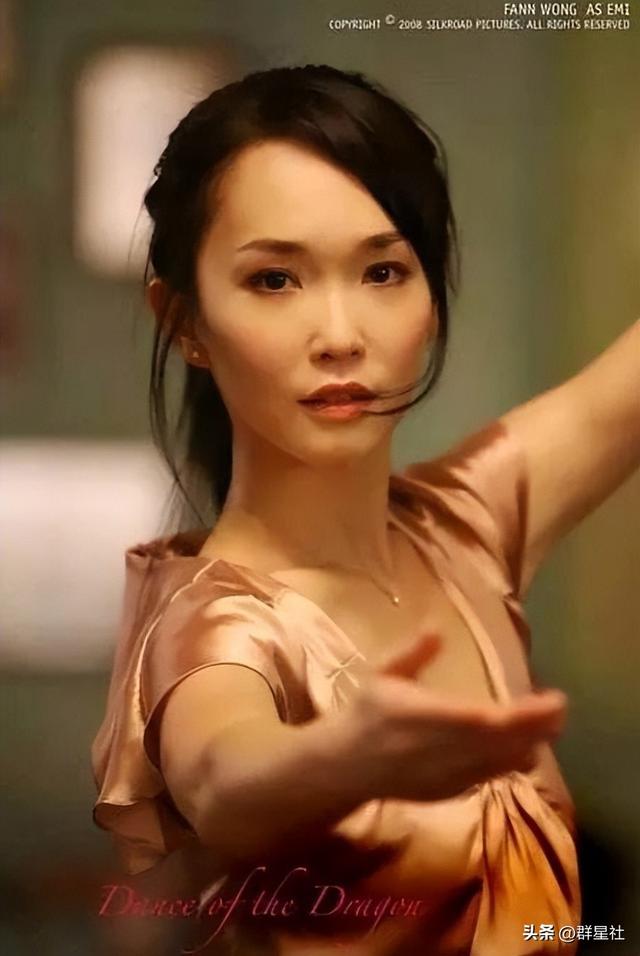范文芳：演过小龙女，被誉为新加坡国宝，如今51岁依旧美丽