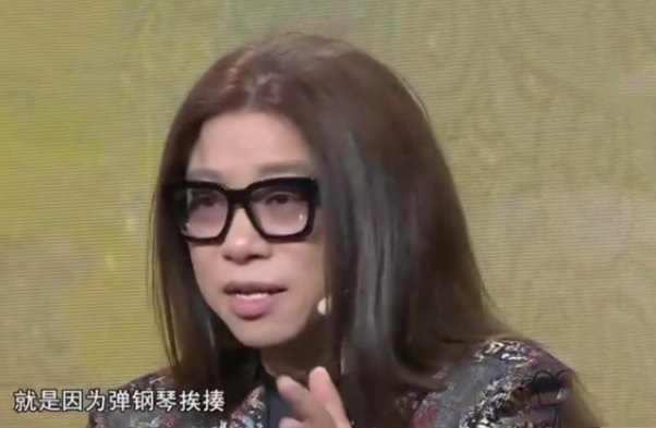 郭峰：一生与音乐为伴，无儿无女至今未婚，60岁有了烦心事