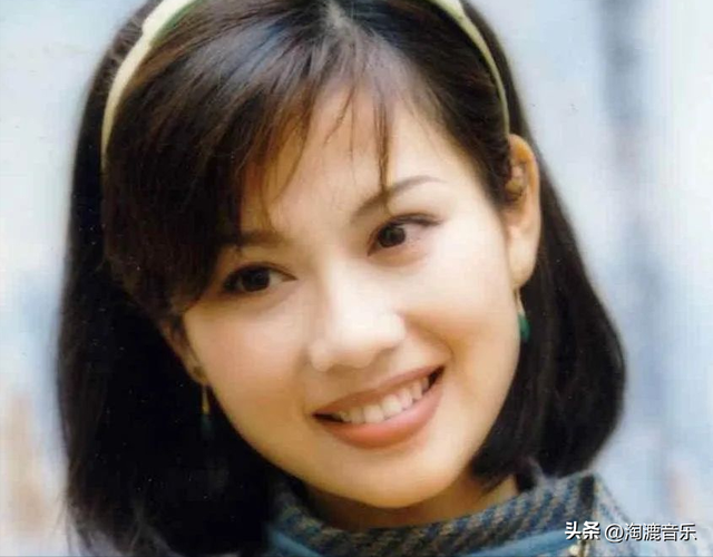 张学友“救”她，郑伊健宠她，坎坷半生，还是那个短发女神？