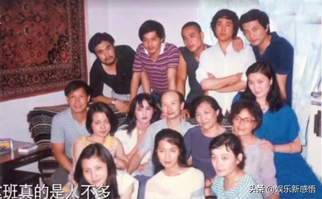 因《北京人在纽约》爆红，嫁初恋30年，如今竟成“恶婆婆”