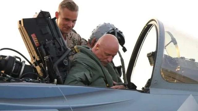 警惕！德国战机飞抵日本，二战后首次