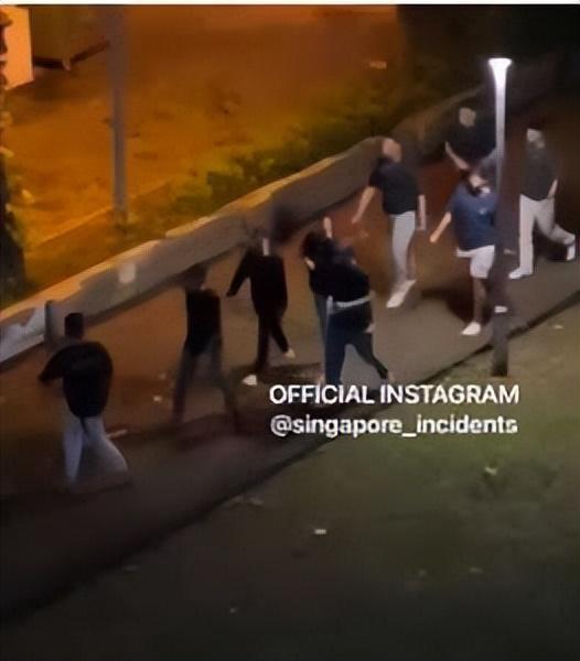 新加坡警方出手抓了一群砍人少年，最小的只有13岁
