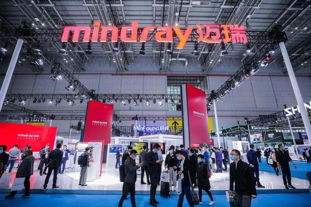 迈瑞市值跌没2800亿，移民后的李西廷，还能蝉联几次新加坡首富？