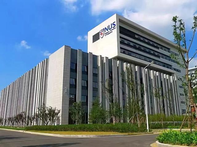 跃工场留学｜去新加坡读传媒，NUS超值得
