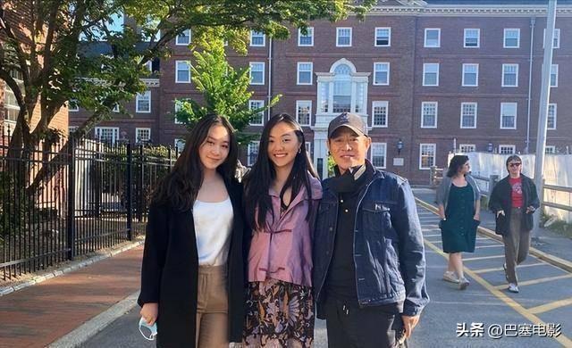 李连杰一家长居欧洲，细看59岁功夫巨星资产，才知什么是人生赢家