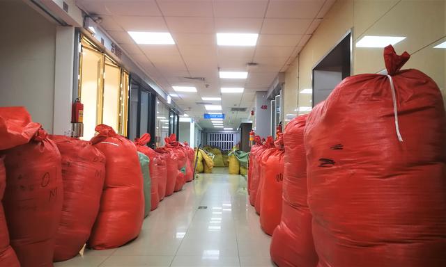 从十三行到红棉中大门：疫情下广州服装批发行业的顽强自救