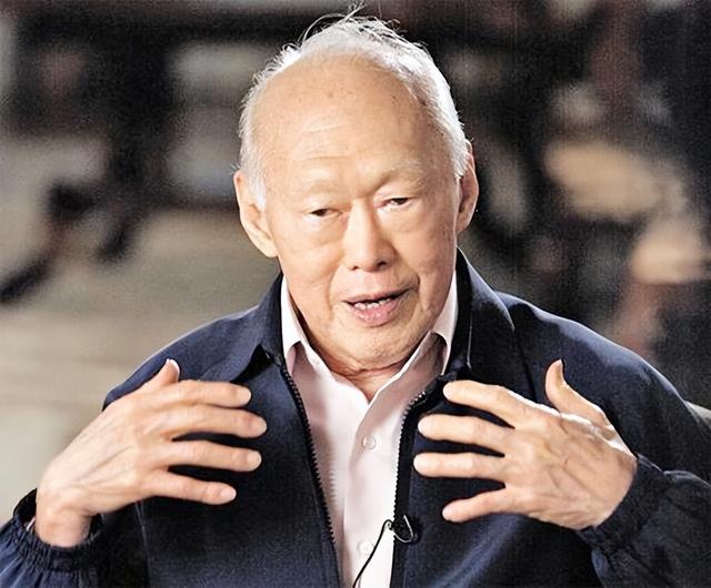 新加坡令人绝望的人口问题，李光耀曾调侃：我女儿不结婚不生孩子