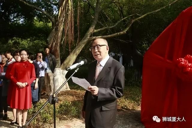 跨越25年，新加坡老校友向厦门大学捐了318万美元