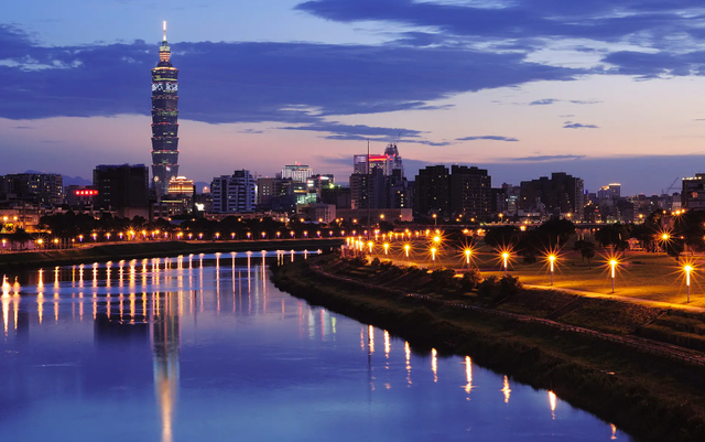 宝岛台湾成为亚洲最为富裕的地区，超越日本、新加坡，成绩斐然