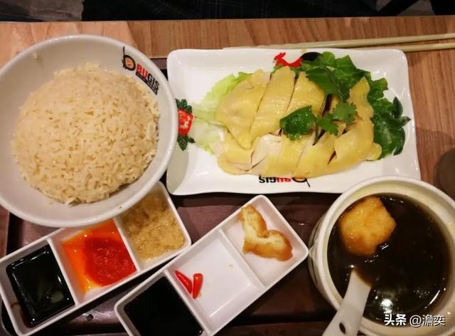 新加坡人有多喜欢国菜海南鸡饭：为将其申遗，跟马来西亚吵架