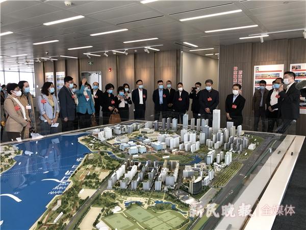 上海市政协开展年末视察活动 为引领区推进国际经济组织集聚献计献策