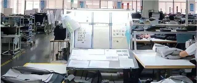 00后不想再进厂：12小时两班倒，最高月薪3200