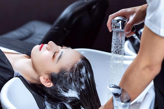 “洗发水”中国顾客满意度：霸王排第15，飘柔、海飞丝无缘前5？