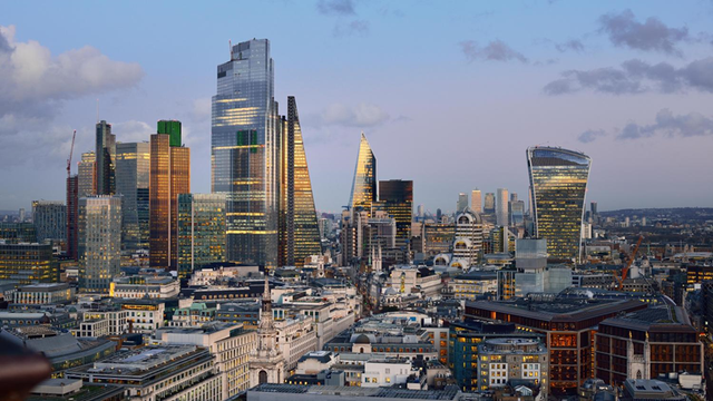 伦敦黄金地段租金仅次纽约;冬天将面临强制停电;英国人囤保暖内衣