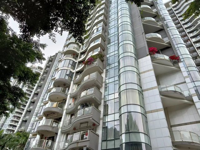 这个新加坡建筑风格的小区，历经20年，如今变成什么样了？