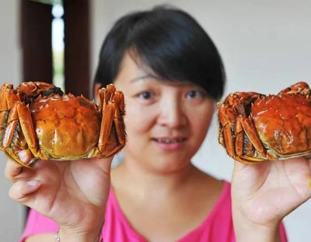 印度人成为英国首相，华人却在举报同胞买大闸蟹，致其罚款