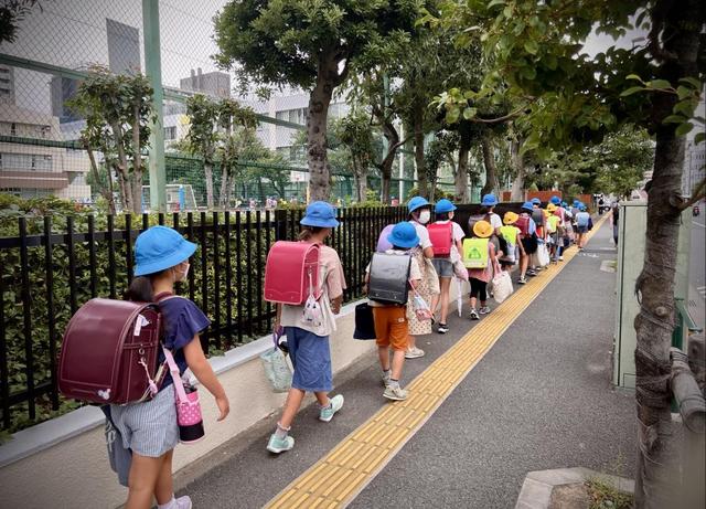 中国孩子怎样去日本上小学？