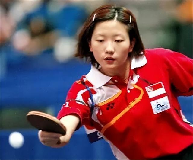 乒坛名将李佳薇：因想要逃离父亲，14岁独闯新加坡，曾打败过王楠