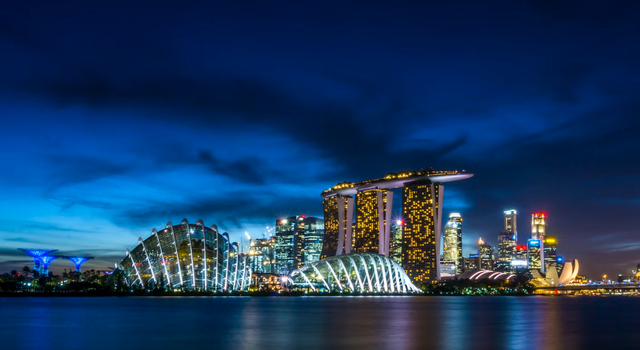 半年移民费涨至1亿，为什么华人富豪都喜欢去新加坡？