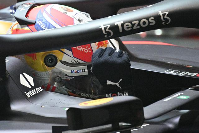 （体育）赛车——F1新加坡大奖赛：佩雷斯夺冠