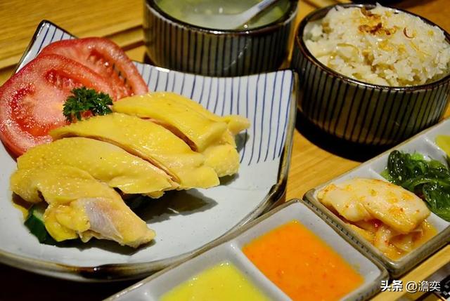 新加坡人有多喜欢国菜海南鸡饭：为将其申遗，跟马来西亚吵架